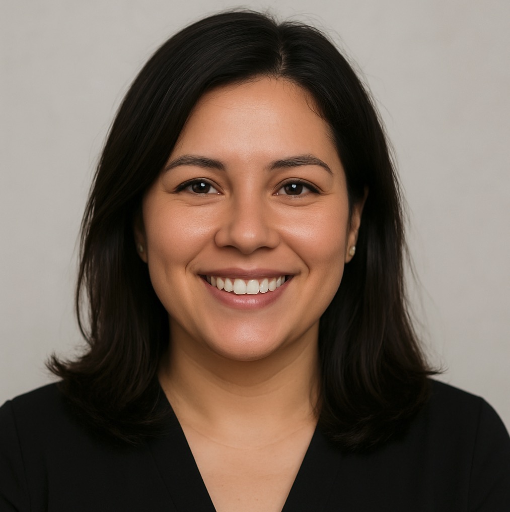 IRIS GISEL BATRES Cliente SuperEfectivo